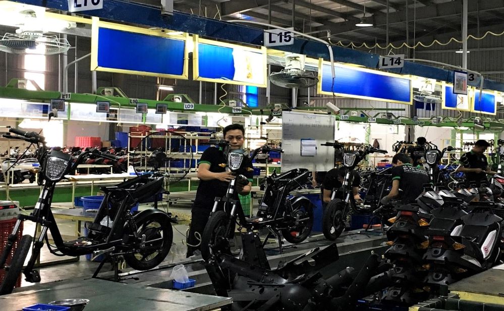 Le fabricant vietnamien Pega exporte des motos électriques à Cuba pour 3 millions de dollars