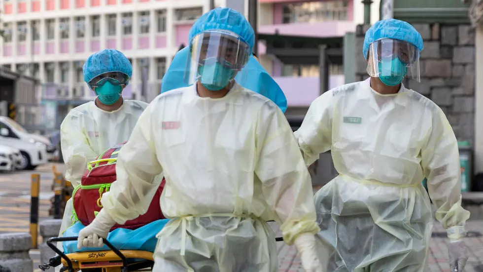 Des chercheurs de Hongkong disent avoir découvert un premier cas de réinfection au Covid-19