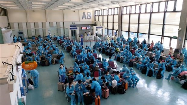 COVID-19 plus de 290 Vietnamiens rapatriés de Taïwan Chine