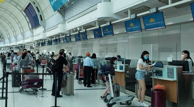 Près de 320 Vietnamiens au Canada rapatriés