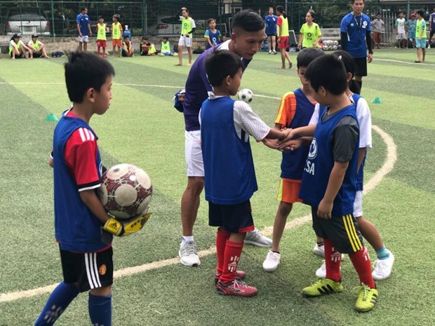 Football la FCSA aide à la formation d entraîneurs amateurs vietnamiens