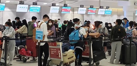 Quelque 340 citoyens vietnamiens bloqués au Canada rapatriés