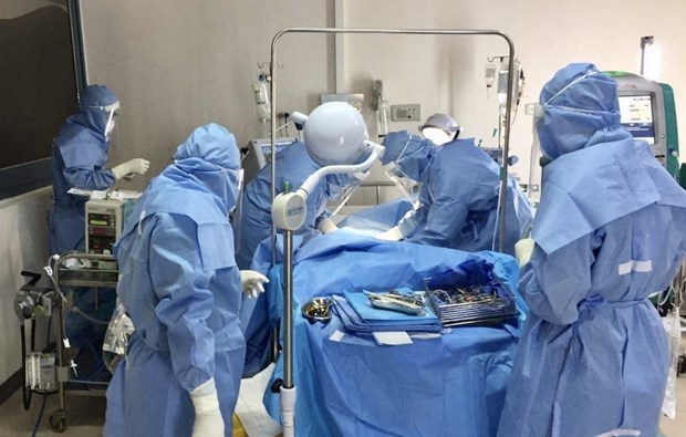 L’AIA soutient les agents de santé dans la lutte anticorinavirus