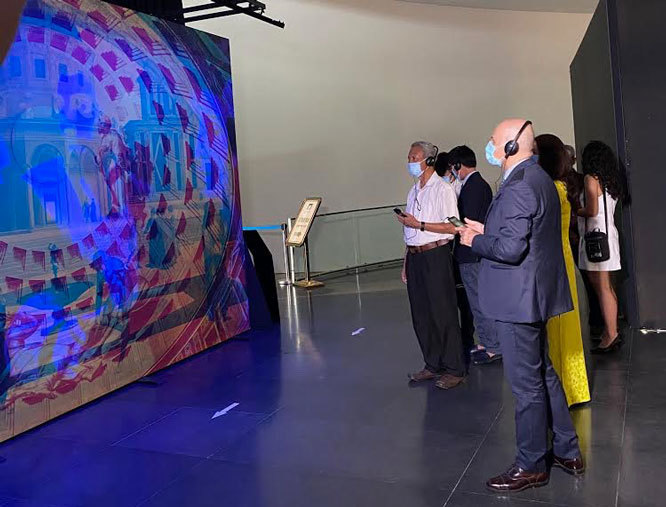 Vietnam - Italie L’exposition virtuelle du peintre Raphaël à Hanoï