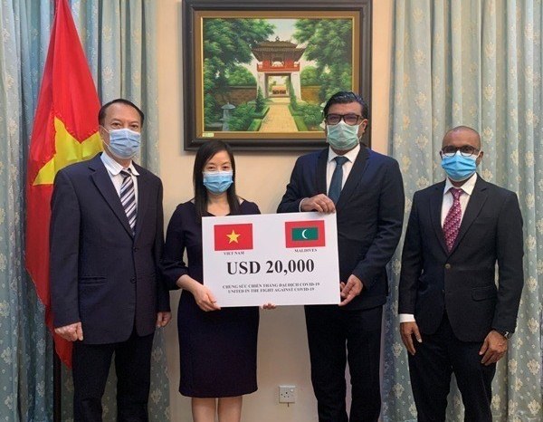 COVID-19 le Vietnam fait don de 20 000 dollars aux Maldives