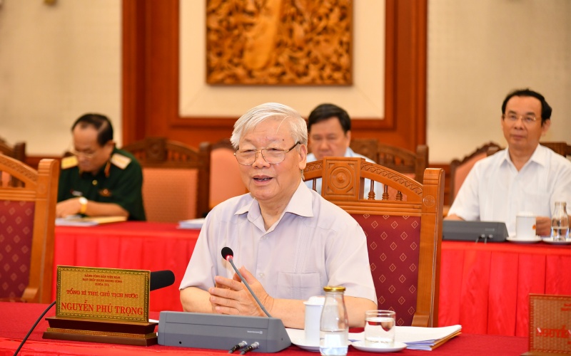 Le Politburo travaille à la préparation du Congrès des Comités du Parti relevant du Comité central