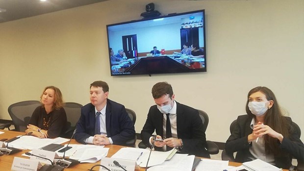 Le Vietnam et la Russie discutent des projets en priorité au milieu du COVID-19