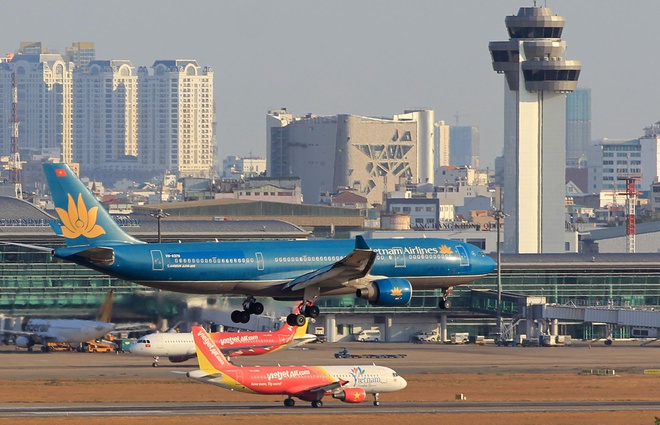 Le Vietnam reprendra plus de vols internationaux de manière contrôlée