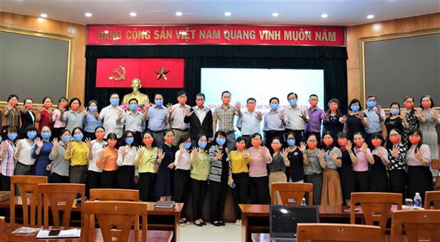 Renforcement de la sécurité des femmes et des filles dans les lieux publics