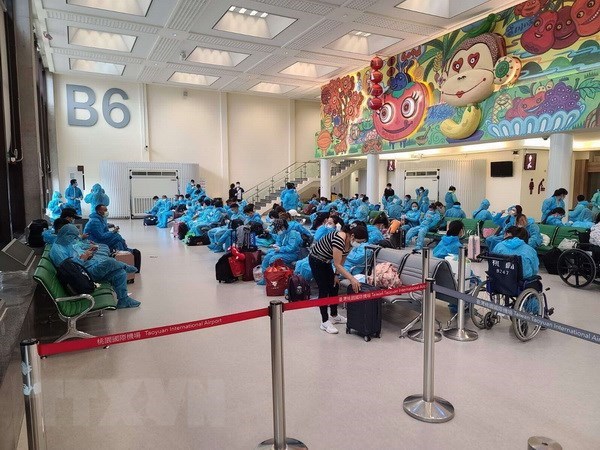 COVID-19 Rapatriement de près de 360 citoyens vietnamiens bloqués à Taiwan Chine