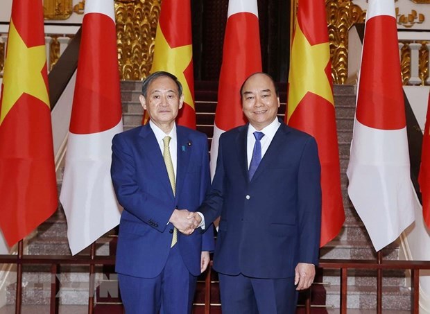 Entretien entre le Premier ministre Nguyen Xuan Phuc et son homologue japonais Suga Yoshihide