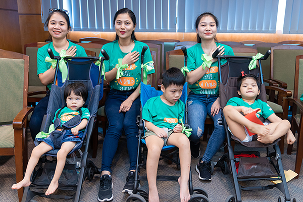 Le Vietnam compte environ 50 000 enfants de 0 à 14 ans souffrant de paralysie cérébrale