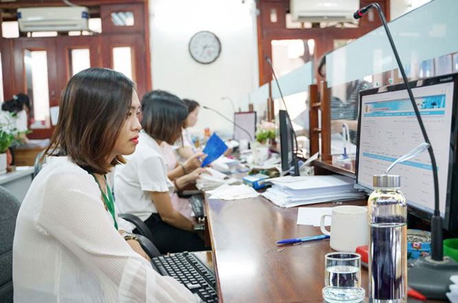 Hanoï lutte de manière drastique contre les déchets plastiques