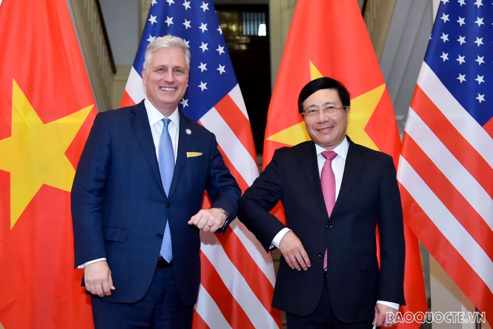 Le vice-PM Pham Binh Minh s entretient avec le conseiller américain à la Sécurité nationale