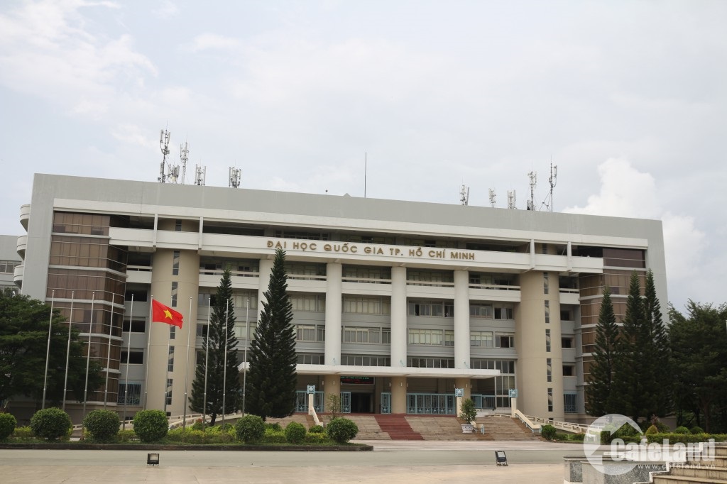 L’Université nationale à Ho Chi Minh-Ville affirme sa position d établissement supérieur d élite du pays