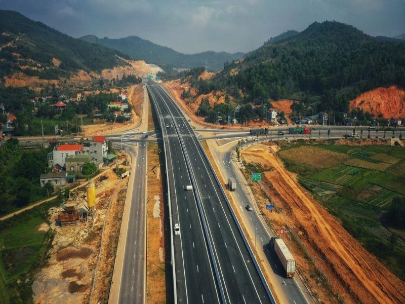 D’ici 2020, le Vietnam devrait avoir 5 000 km d autoroutes