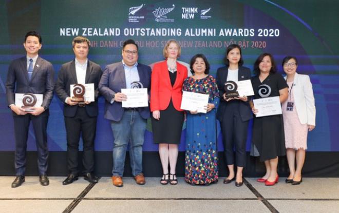 La Nouvelle-Zélande honore d anciens étudiants vietnamiens exceptionnels