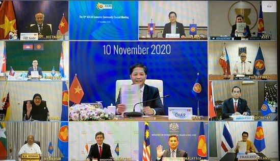 Les ministres de l ASEAN conviennent de faciliter la circulation des biens essentiels dans la région