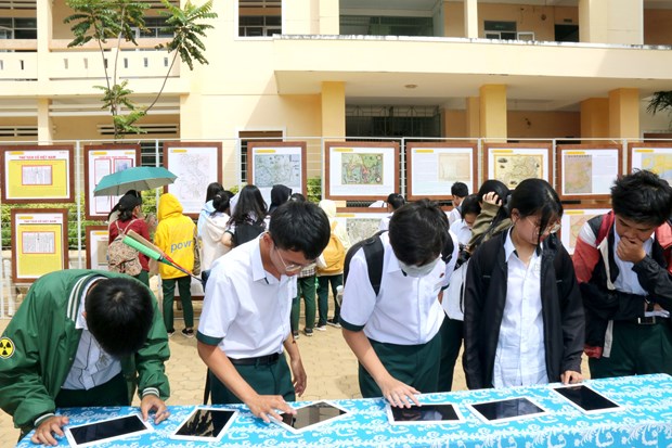 Exposition «Hoang Sa, Truong Sa du Vietnam - Preuves historiques et juridiques» à Binh Thuan