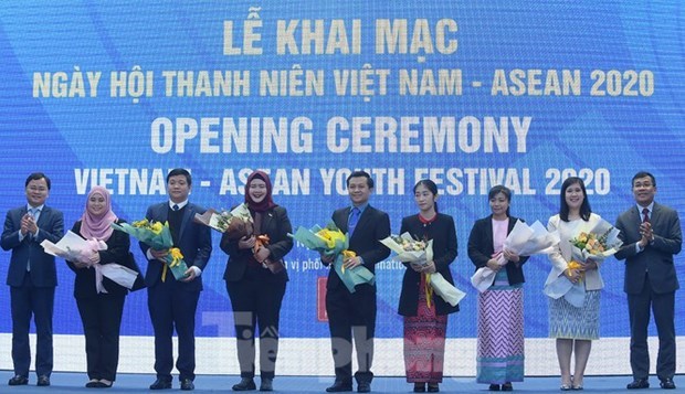 Ouverture du festival de la jeunesse Vietnam - ASEAN 2020