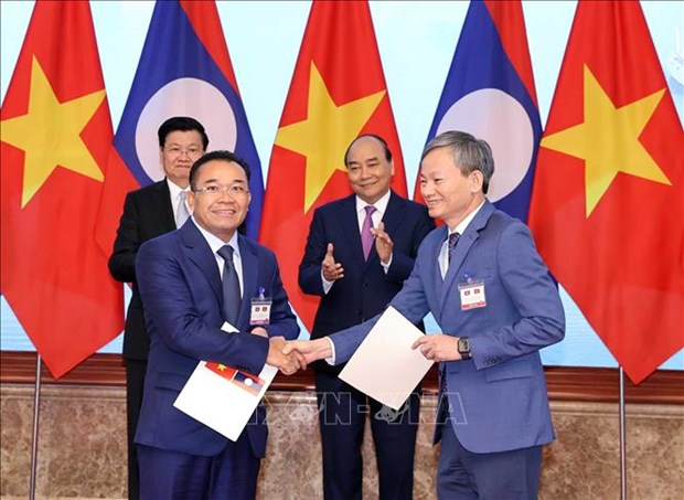 EVN signe de nombreux protocoles d accord d’achat d’électricité avec le Laos