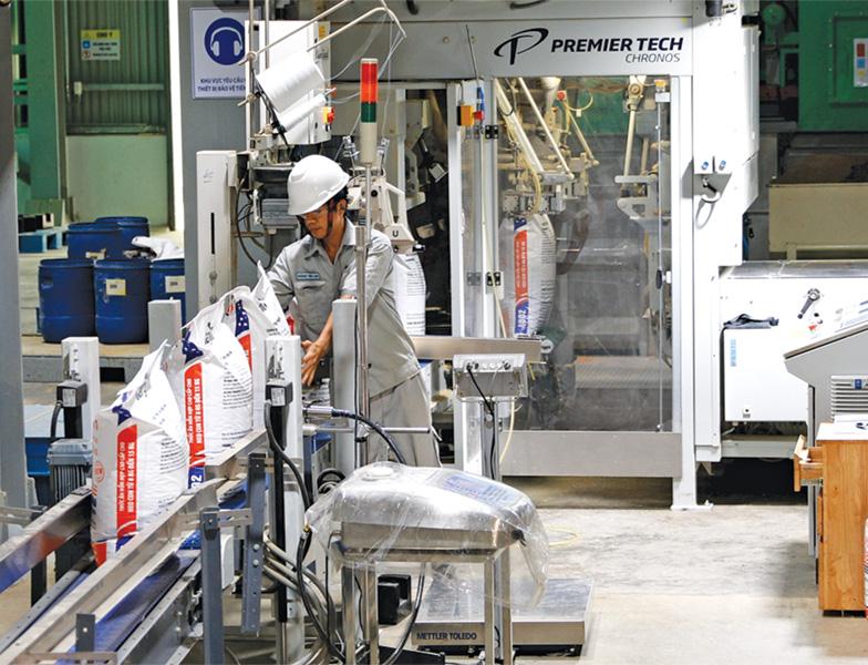 Alimentation animale les investisseurs étrangers accélèrent la construction de nouvelles usines au Vietnam