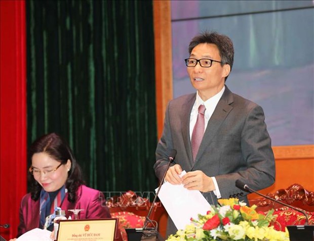 Le vice-PM Vu Duc Dam apprécie les réalisations culturelles, sportives et touristiques