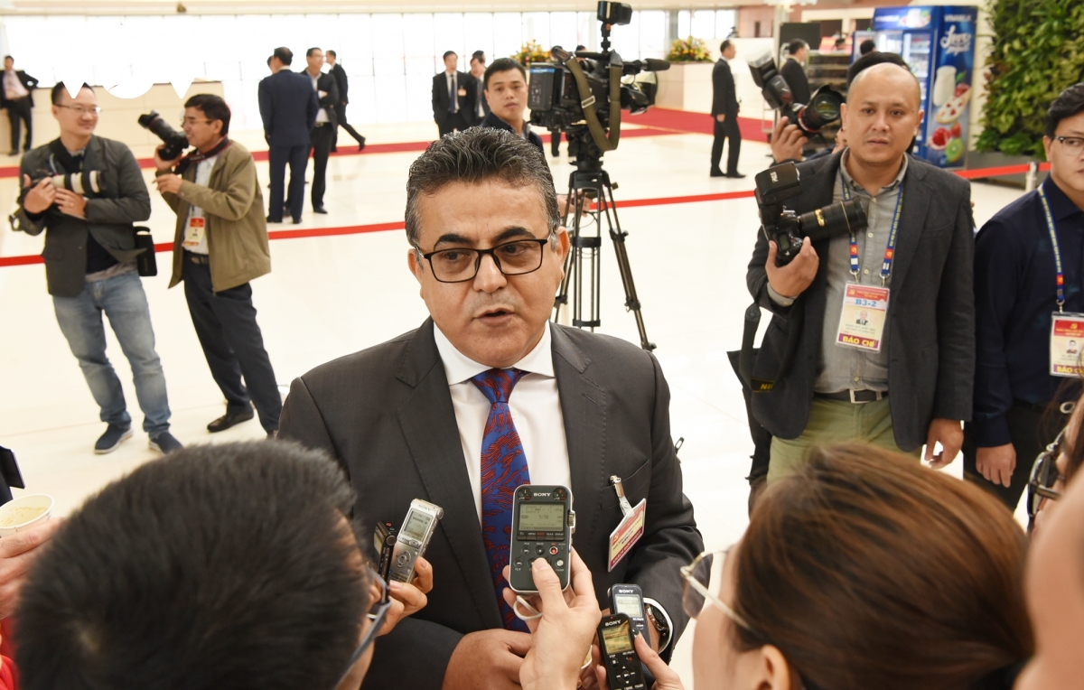 Ambassadeur de Palestine au Vietnam  le Vietnam est un pays vraiment indépendant