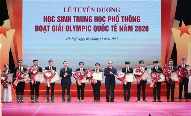 Des étudiants exceptionnels aux Olympiades internationales mis à l’honneur