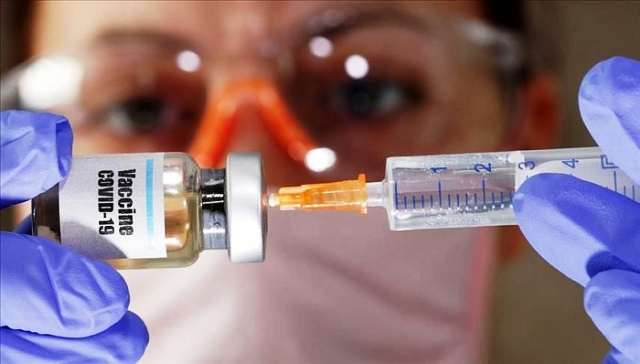 COVID-19 les organisations internationales promettent d’apporter des vaccins au Vietnam