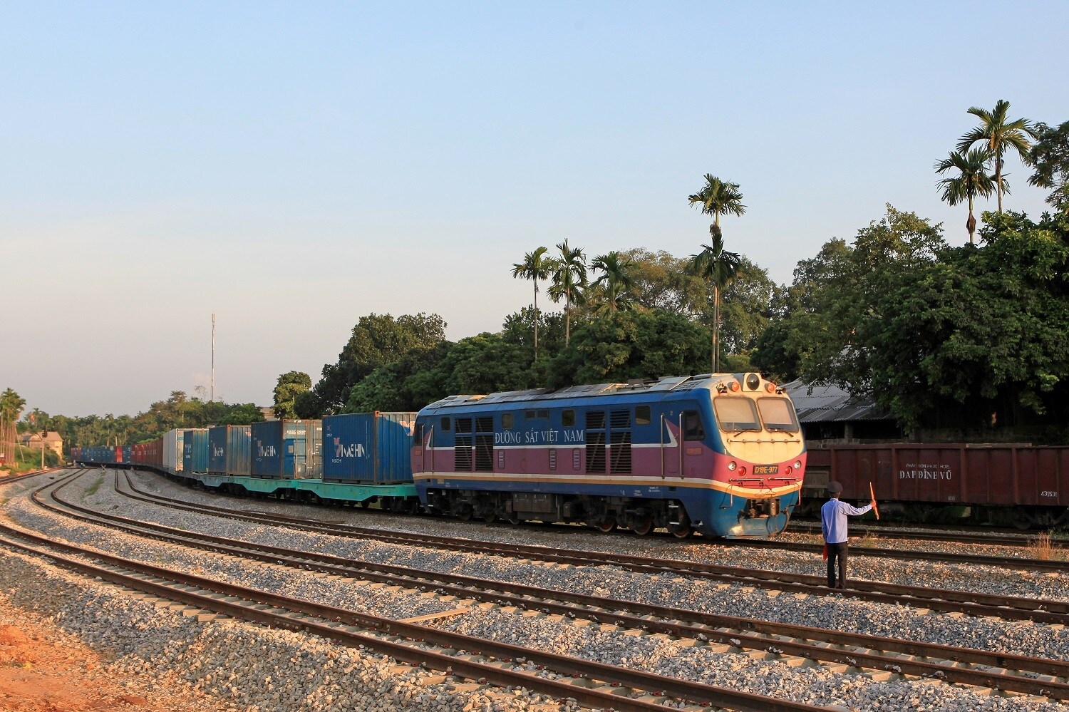 Ho Chi Minh-Ville propose la construction de cinq nouvelles lignes ferroviaires