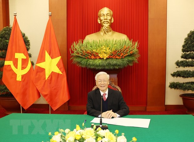 Vietnam-Japon conversation téléphonique Nguyên Phu Trong et Suga Yoshihide