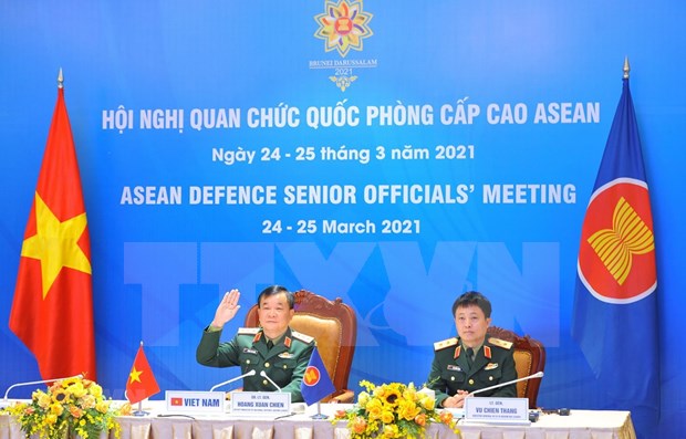 Défense Le Vietnam participe à une réunion virtuelle de l’ASEAN