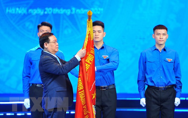 Célébration du 90e anniversaire de l Union de la jeunesse communiste Ho Chi Minh à Hanoï