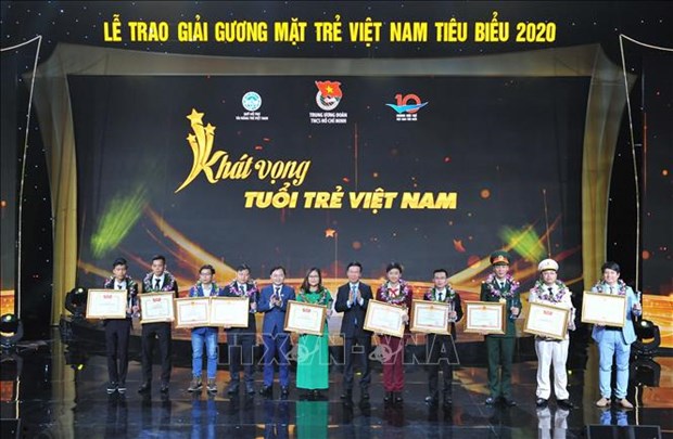 Dix jeunes personnalités exemplaires du Vietnam de 2020 à l’honneur