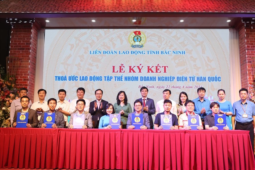 Bac Ninh 7 entreprises sud-coréennes et 80 000 salariés signennt une convention collective de travail