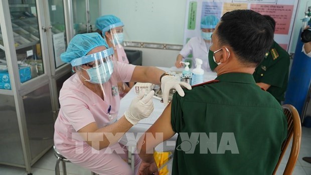 Le PM approuve 53,63 millions d’USD supplémentaires pour l achat des vaccins anti-COVID-19