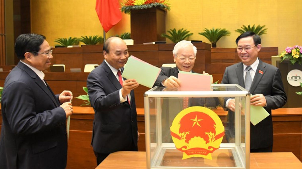 Messages de félicitations aux nouveaux dirigeants vietnamiens