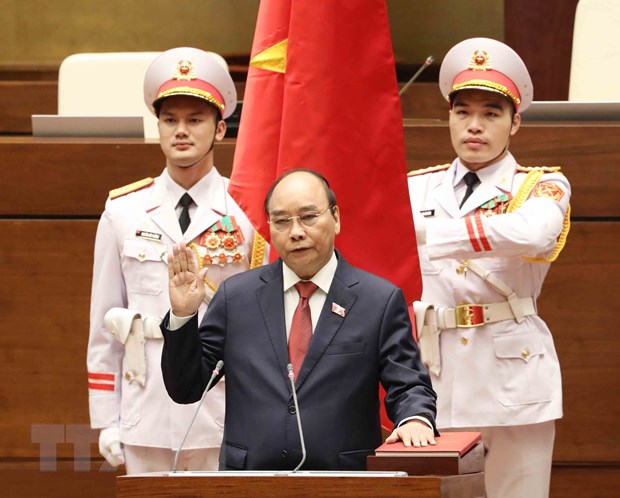 Dirigeants de pays félicitent de nouveaux dirigeants du Vietnam