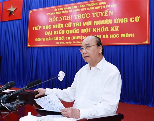 Le chef de l’Etat rencontre des électeurs de Ho Chi Minh-Ville