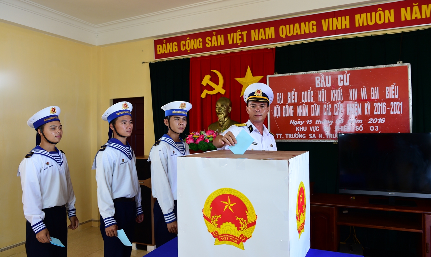 Des experts étrangers soulignent l importance de la nouvelle AN pour le développement du Vietnam