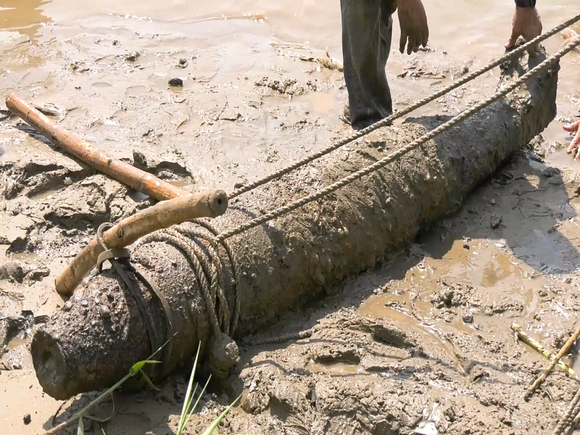 Une bombe d’environ 230 kg neutralisée à Quang Tri