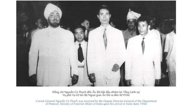 Publication du livre illustré Le diplomate Nguyen Co Thach