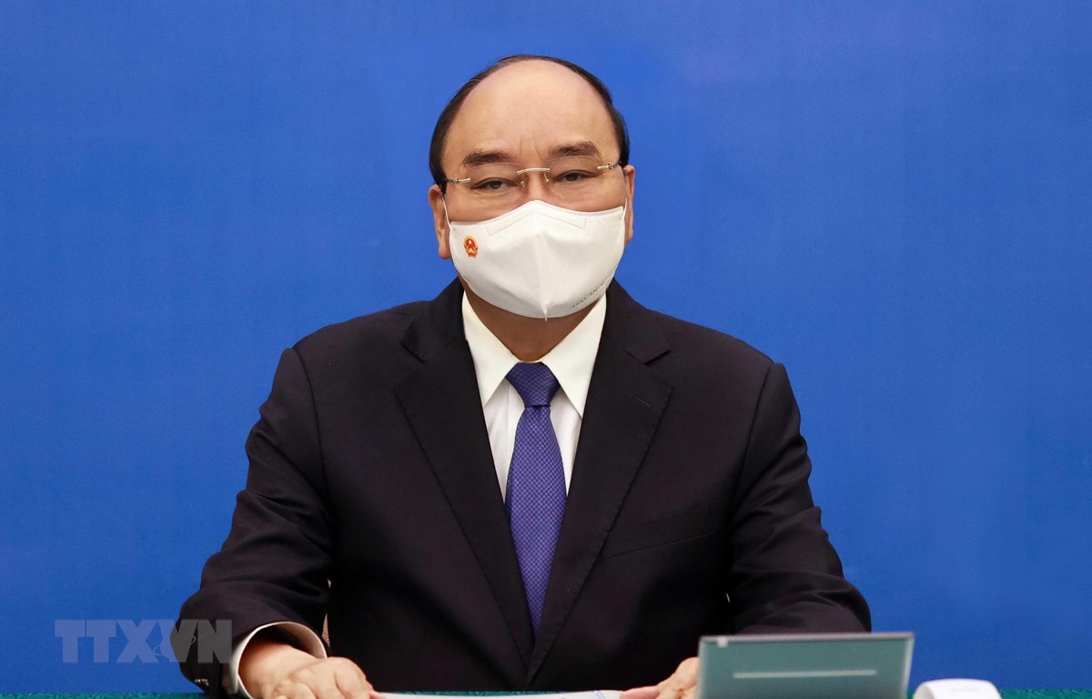 Entretien en ligne entre Nguyen Xuan Phuc et Suga Yoshihide