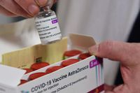 Près de 1,7 million de doses de vaccin anti-Covid-19 arriveront au Vietnam le 16 mai