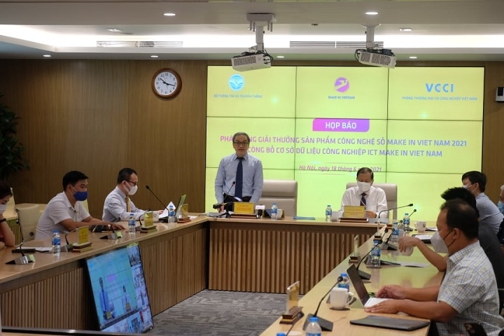 Lancement des prix du produit de technologie numérique Made in Vietnam 2021