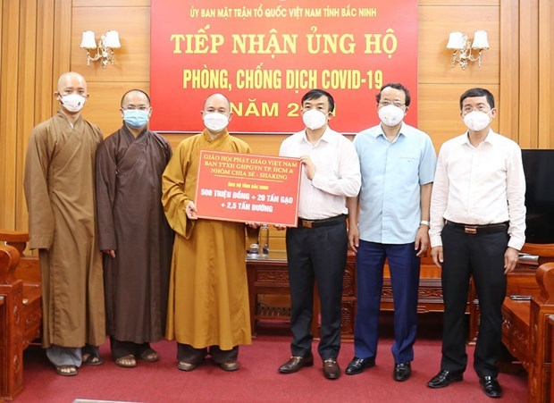 La Sangha bouddhiste du Vietnam soutient la lutte anti-COVID-19 à Bac Giang et Bac Ninh