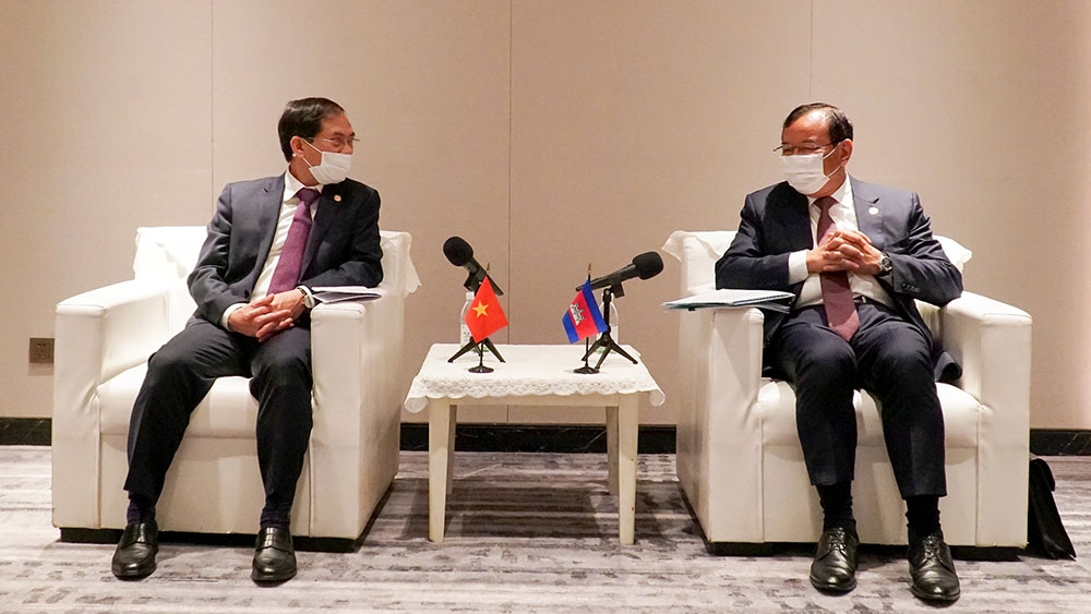 Suivre de près la situation des personnes d’origine vietnamienne au Cambodge