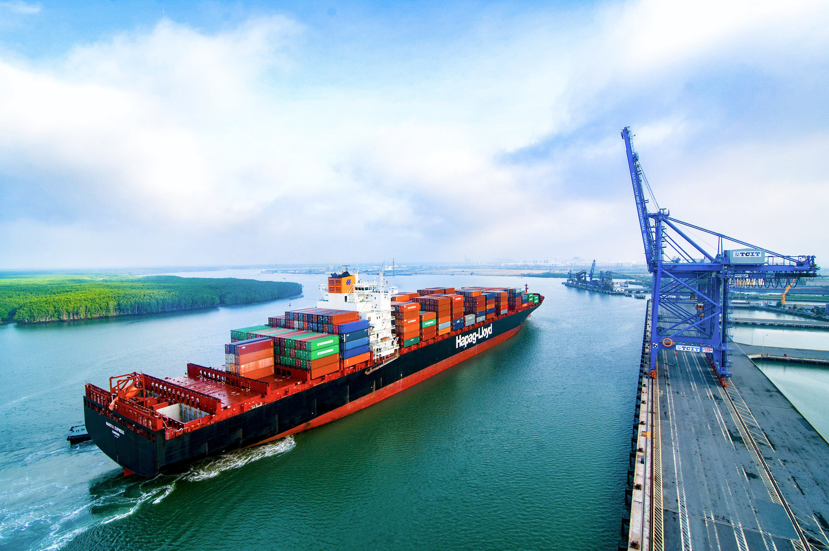 Plus de 300 000 milliards de VND pour développer le système portuaire en 10 ans