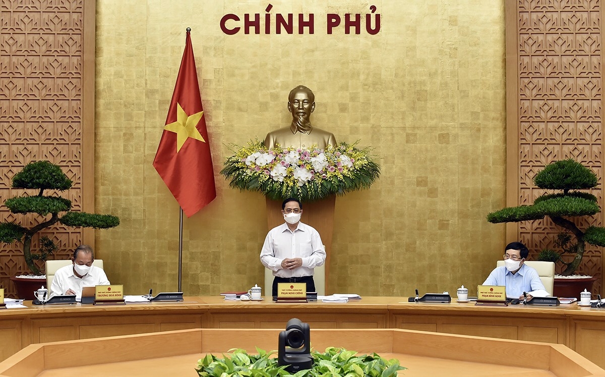 Le PM Pham Minh Chinh préside la réunion périodique du gouvernement de mai